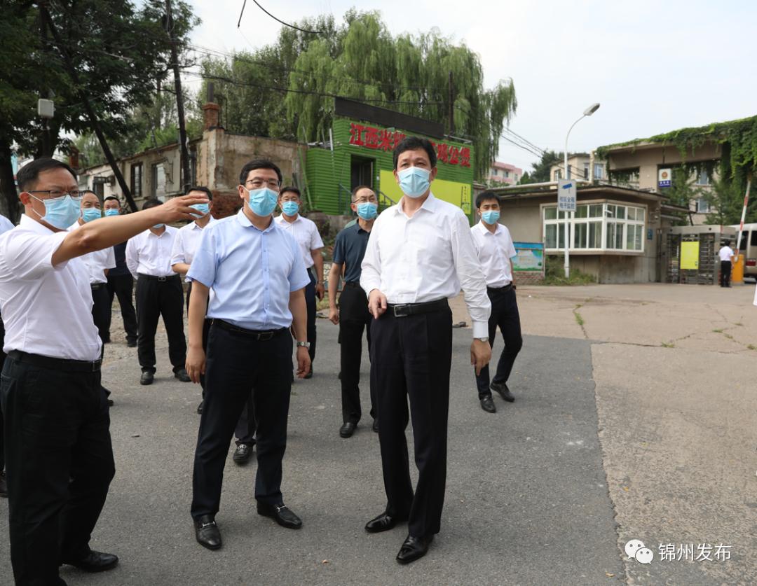 靳国卫到辽宁工业大学调研全力以赴支持高校发展为市校深度融合注入新