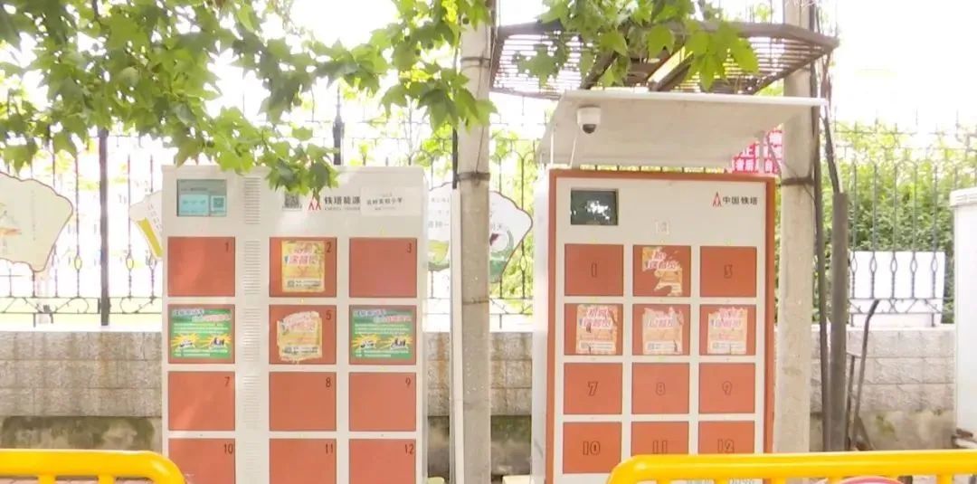 铁塔安全换电柜亮相北戴河
