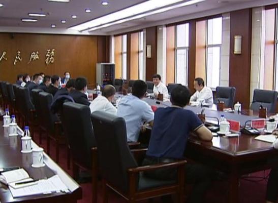 我市召开高校挂职干部座谈会