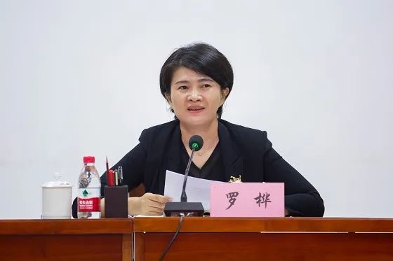9月8日下午,陵水召开2021年度秋季征兵定兵会议,听取全县