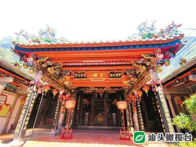 共产党后,于同年12月,又受党组织委派,回家乡井都镇古埕乡建立党组织