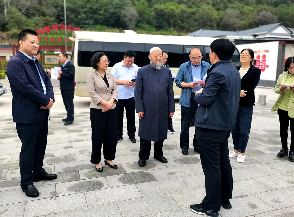 甘肃省政协副主席马文云调研清水县民族团结进步创建工作