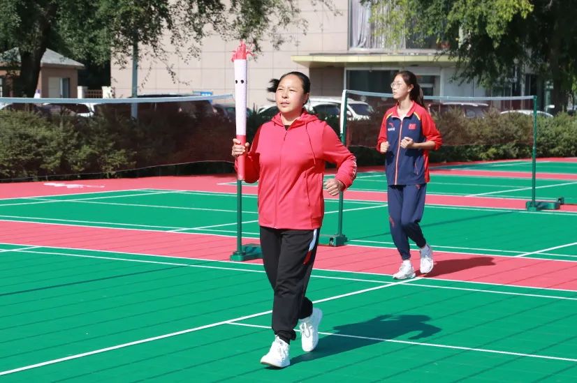 鸡西市妇联举办"传火炬 爱龙江 颂祖国"火炬接力活动