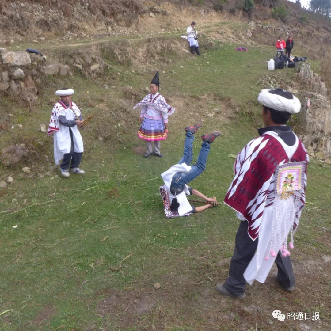云南省昭通市彝良县奎香苗族彝族乡松林村松林坡村民小组,是一个苗族