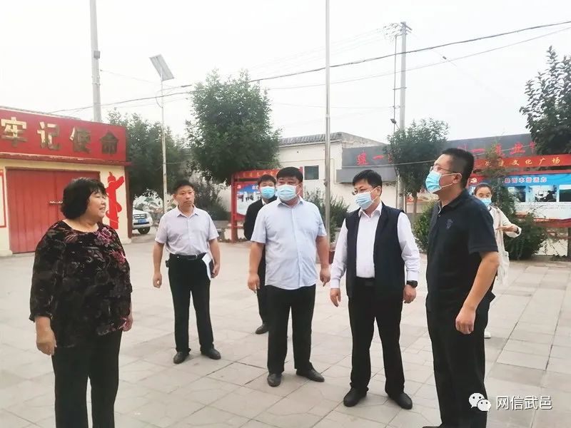 武邑县长王桂冰督导检查农村改厕和户厕问题摸排整改工作