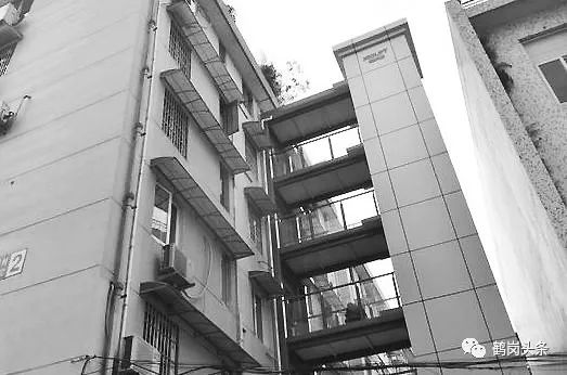 要闻让老旧小区居民告别楼爬难鹤岗市既有楼房加装电梯工作实施方案