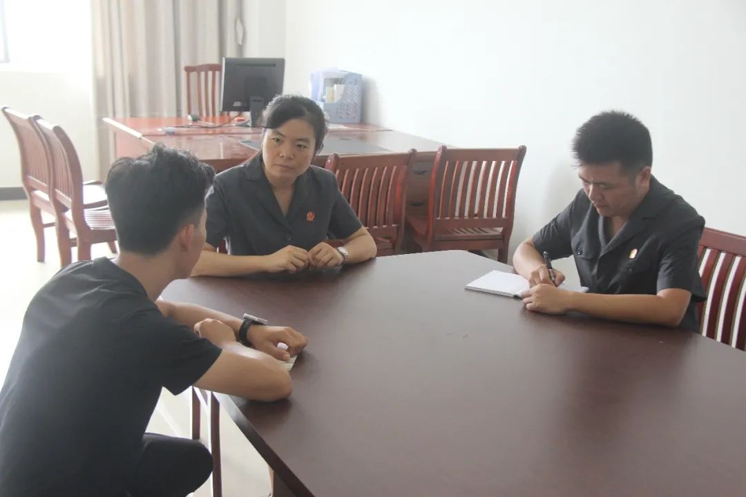 第十二届法院文化周优秀干警风采展黄聪敏让群众感受司法的公平正义
