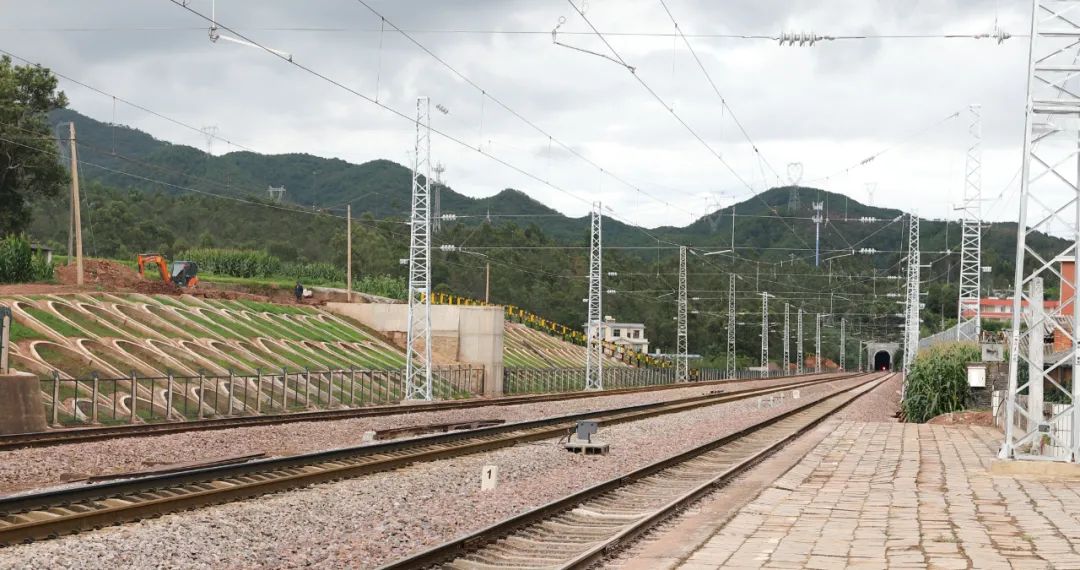 广大铁路电气化开通满月:滇西运能大幅提升,更加绿色