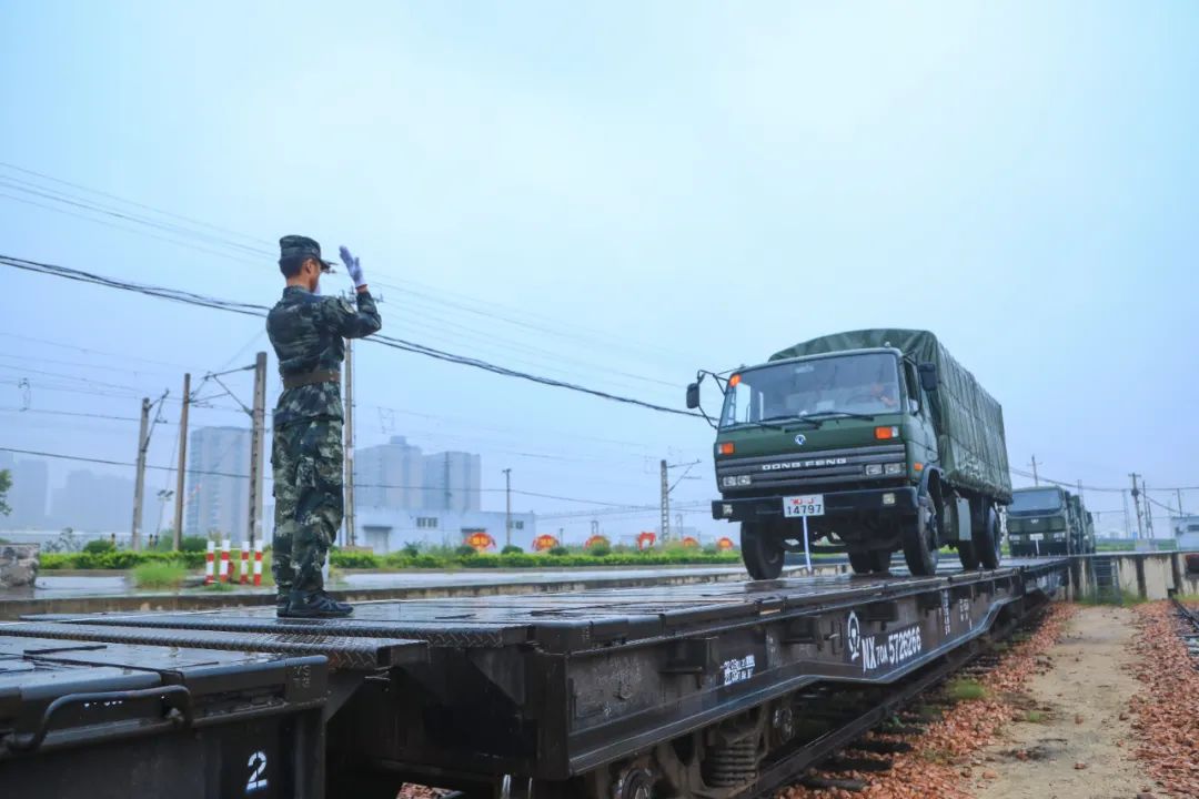 铁路装载为实战,远程投送练硬功!