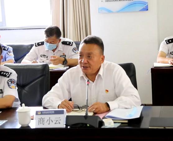 澎湃号>景洪市人民法院> 省司法厅党委书记,厅长商小云表态发言.