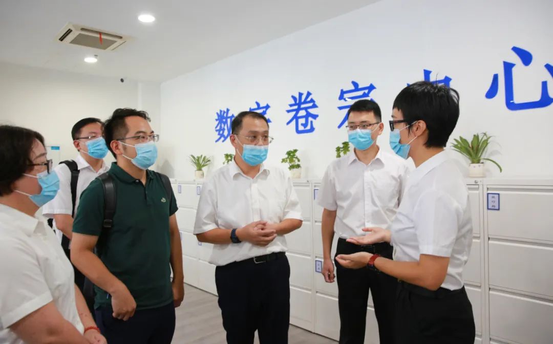 宁波中院党组副书记,常务副院长沈海东一行到奉化法院开展保障律师