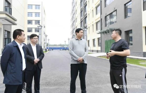 张才芳到立德中学督导检查工作