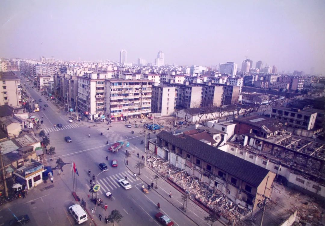 杭州市中心这条道路,已有千年历史!这些老照片,你看过