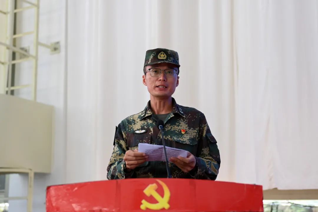 开训啦火箭军某部千余名新兵立下铿锵誓言