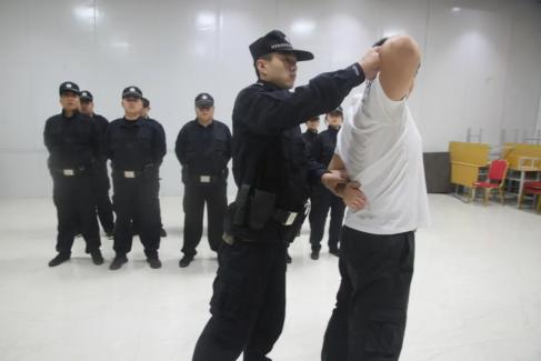 新郑法院司法警察大队开展实战化训练