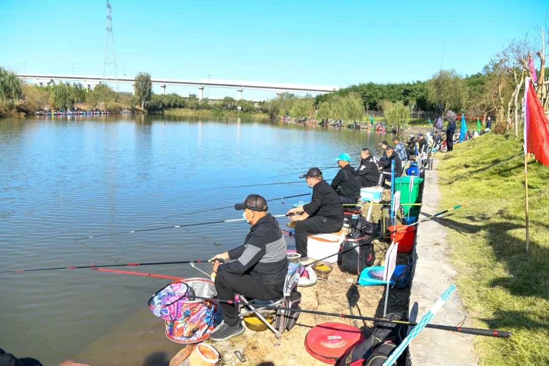 百人竞钓高手对决日照市第十一届全民健身运动会钓鱼比赛圆满收竿