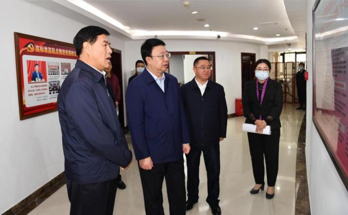 中央第十四督导组组长李佳对我省第二批政法队伍教育整顿开展调研督导