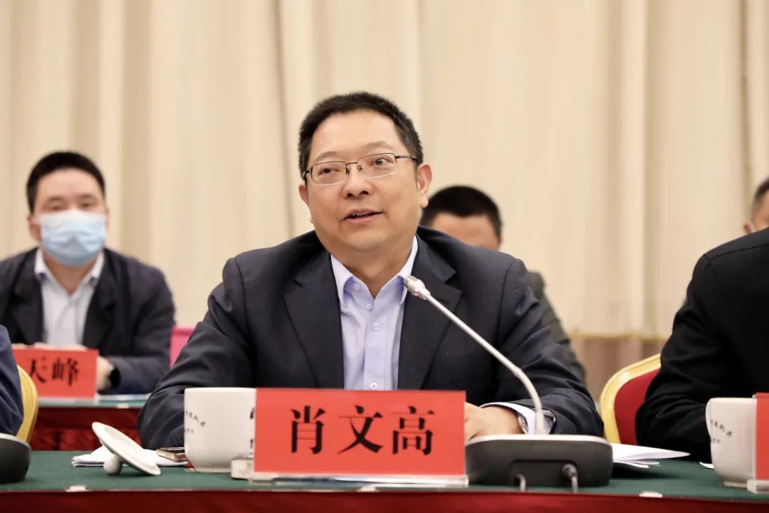 肖文高率领普陀区党政代表团赴昆明昭通两市开展东西部协作考察交流