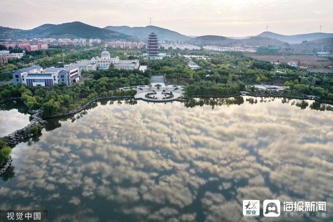 这就是枣庄看山亭大公园秋色尽染