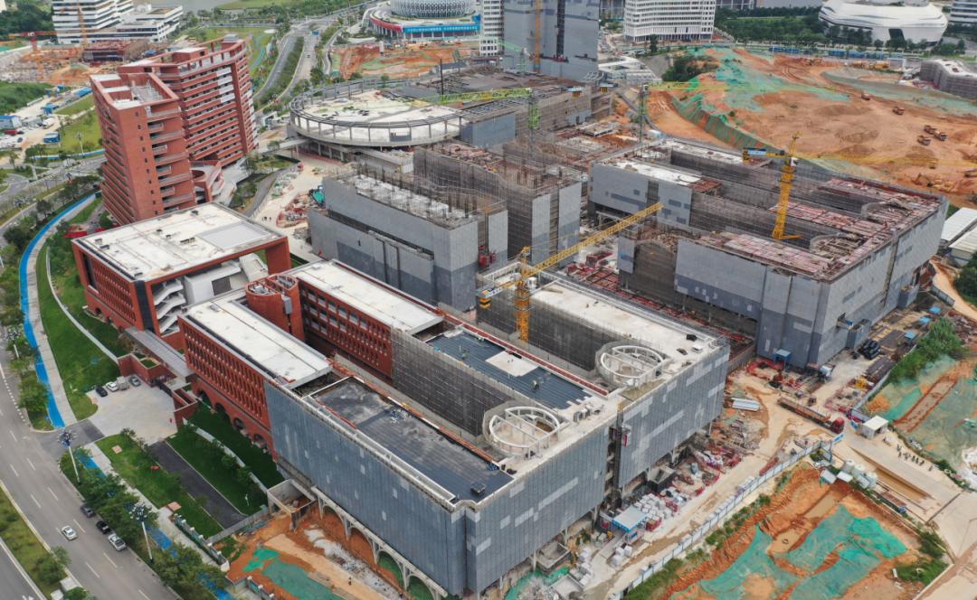 广州实验中学举办开学典礼暨揭牌活动,学校正式在知识城亮相