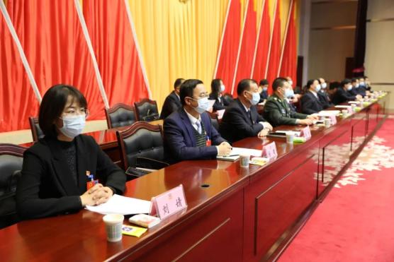 政协泾源县第十四届委员会第一次会议胜利闭幕
