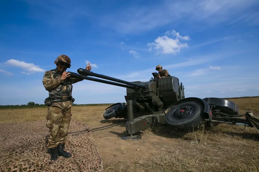 防空兵火力全开