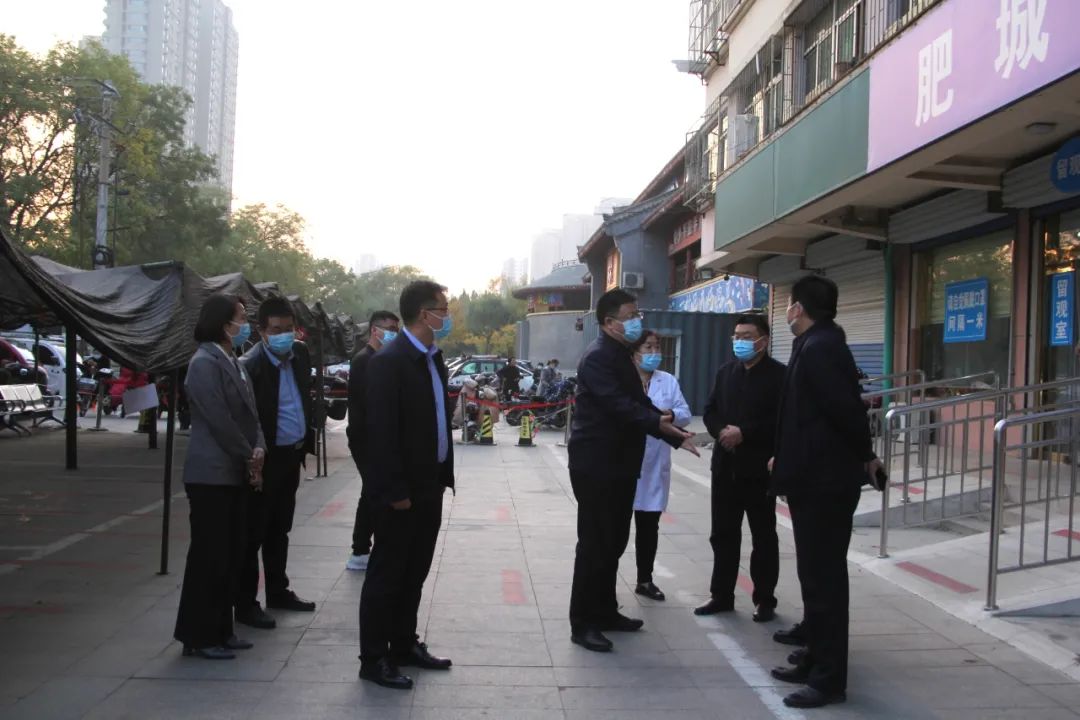 市领导杜君河现场调度新冠疫苗接种工作
