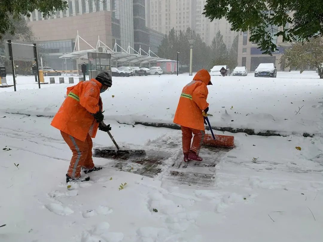 雪停了零下77级大风冻哭暖哭