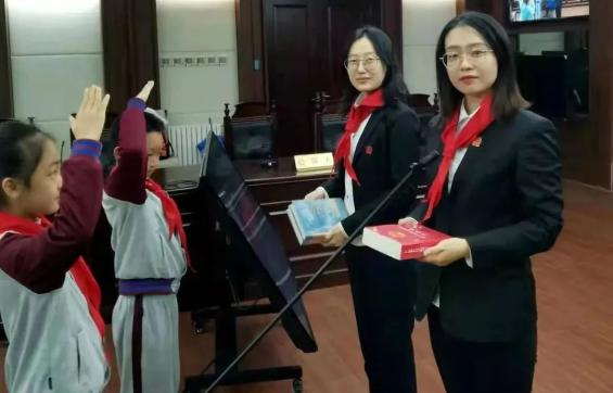 法佑成长少年法庭开放日让青春与法同行
