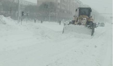 看点通辽各旗县市区奋力迎战暴风雪