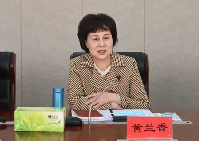 统战部部长4月,吉林省副省长李悦(女)履新吉林省委常委,统战部部长6月