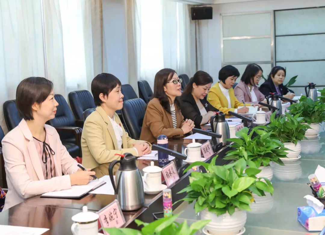 市委副书记胡晶波率队拜会自治区妇联