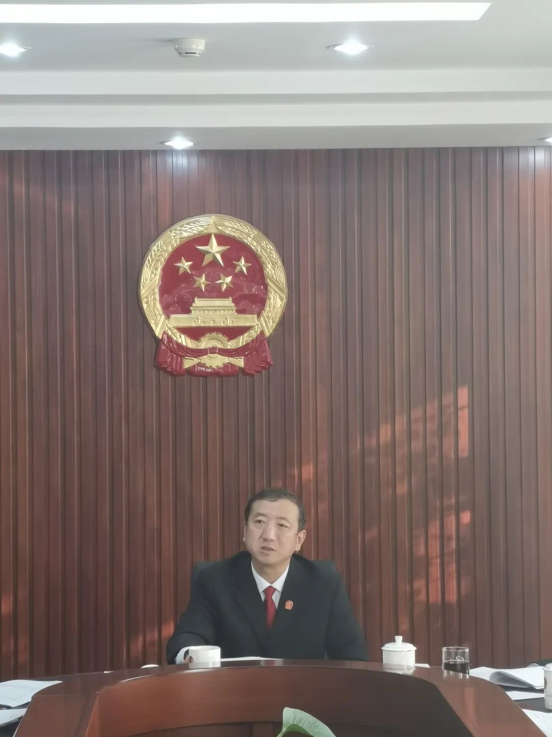 本院动态于洪法院党组书记孙浩研究部署当前法院重点工作