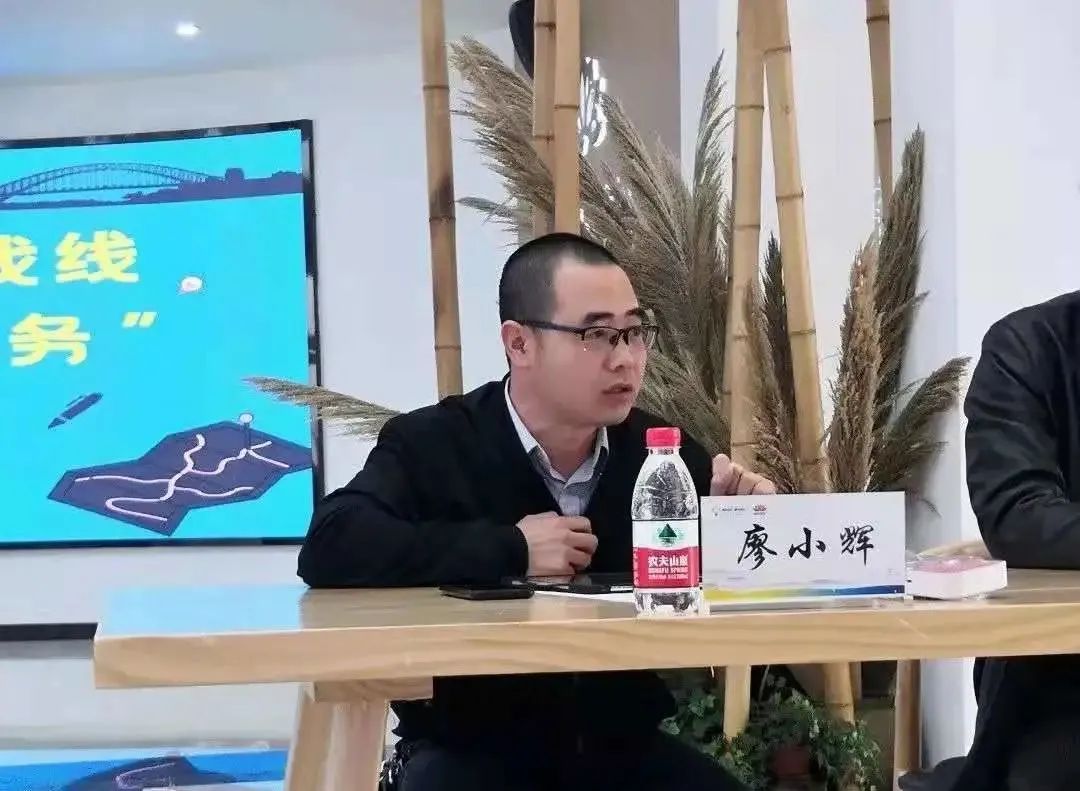 民主党派榜样人物31九三学社社员廖小辉专业的人做专业的事