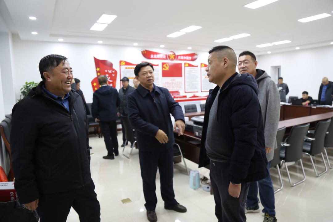 大林公安局副局长倪荣光慰问破案攻坚百日会战一线民警
