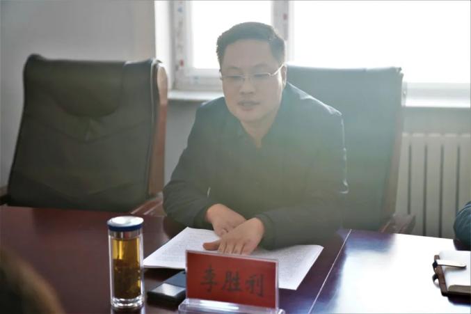 围场法院:李胜利院长赴宝元栈乡宣讲十九届六中全会精神