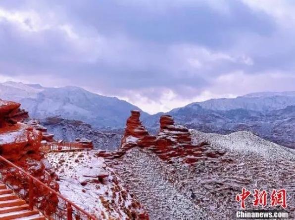张掖平山湖大峡谷景区12月起全国游客免门票游览三个月