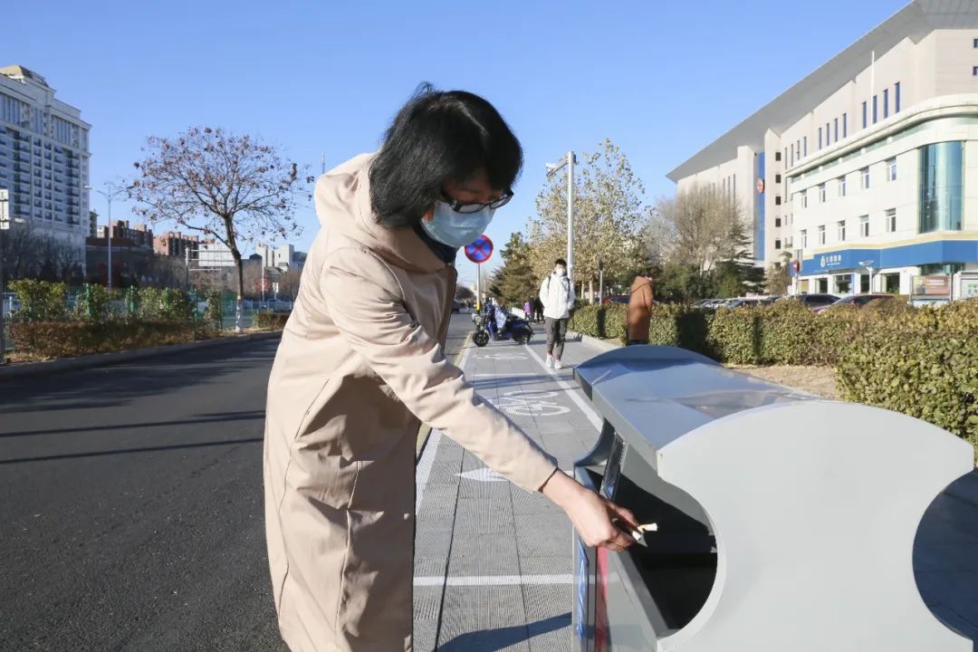 法院干警助力创城凝聚密法力量为创城助力添彩