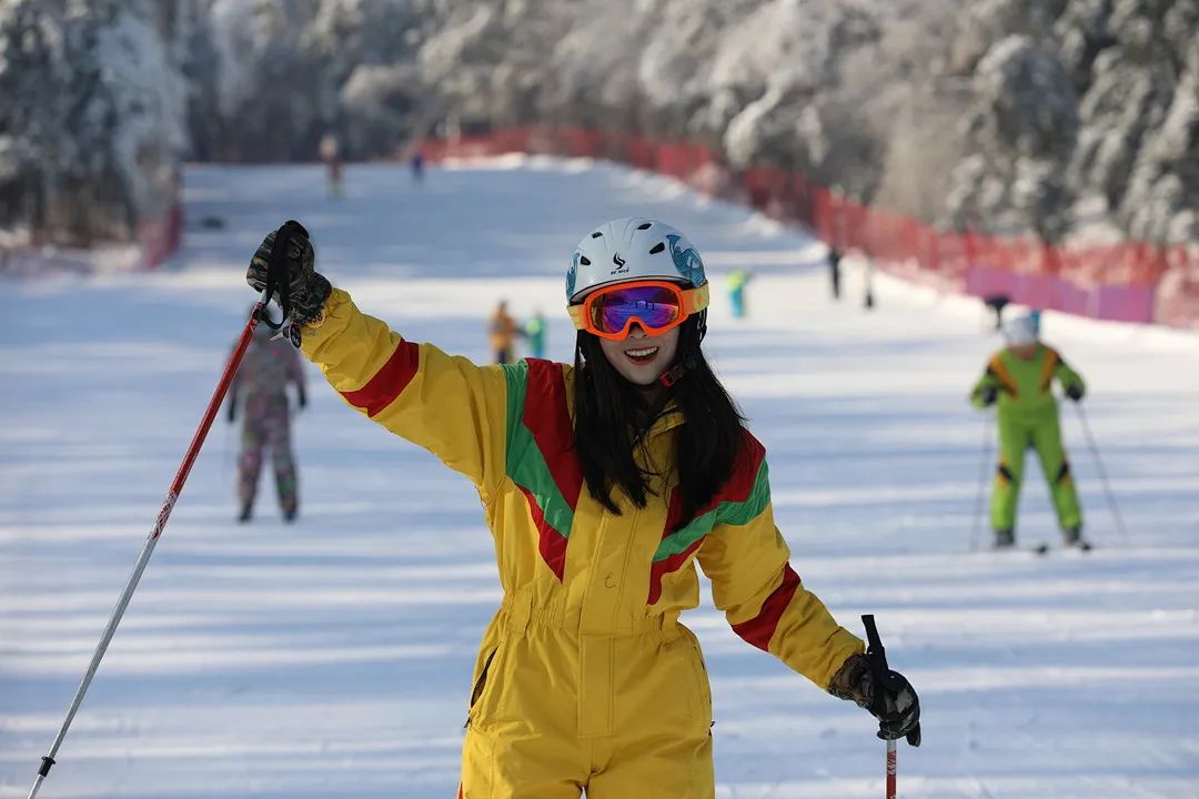 净月潭滑雪场开板!