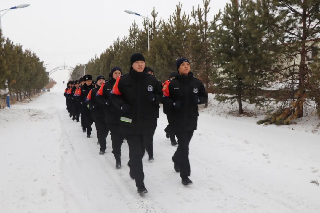 【冬季整训】七台河市公安局特警支队冬季整训正式"开
