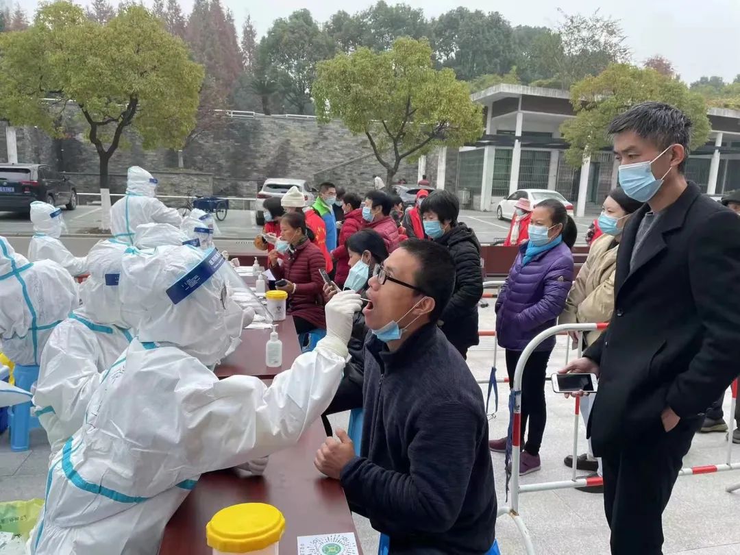 直击绍兴上虞核酸检测现场这一幕幕让人动容