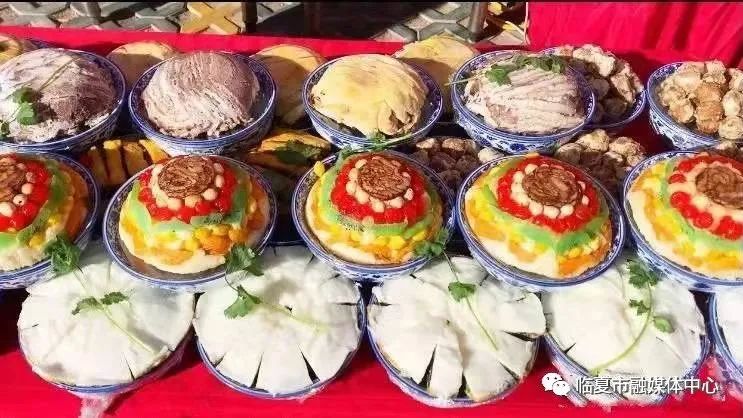鲜香味美,细嫩绵软的手抓羊肉,营养美味,种类丰富的河州八大碗,香气