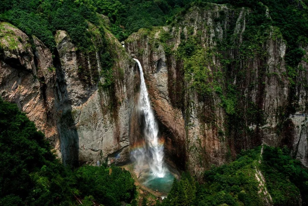 永嘉县四海山林场国营浙江省永嘉县四海山林场创建于1962年,位于浙江