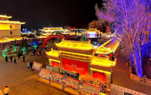 组图城北民俗村迷人夜景刷爆朋友圈