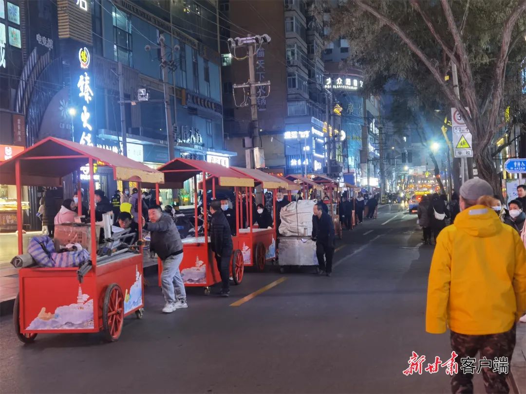 注意啦兰州永昌路夜市搬到这儿了