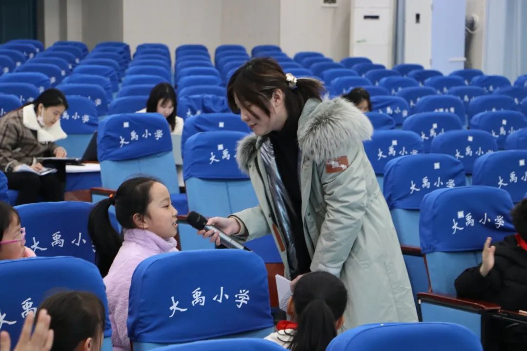 杭州市余杭区大禹小学每个站在台上的孩子都值得最热烈的掌声