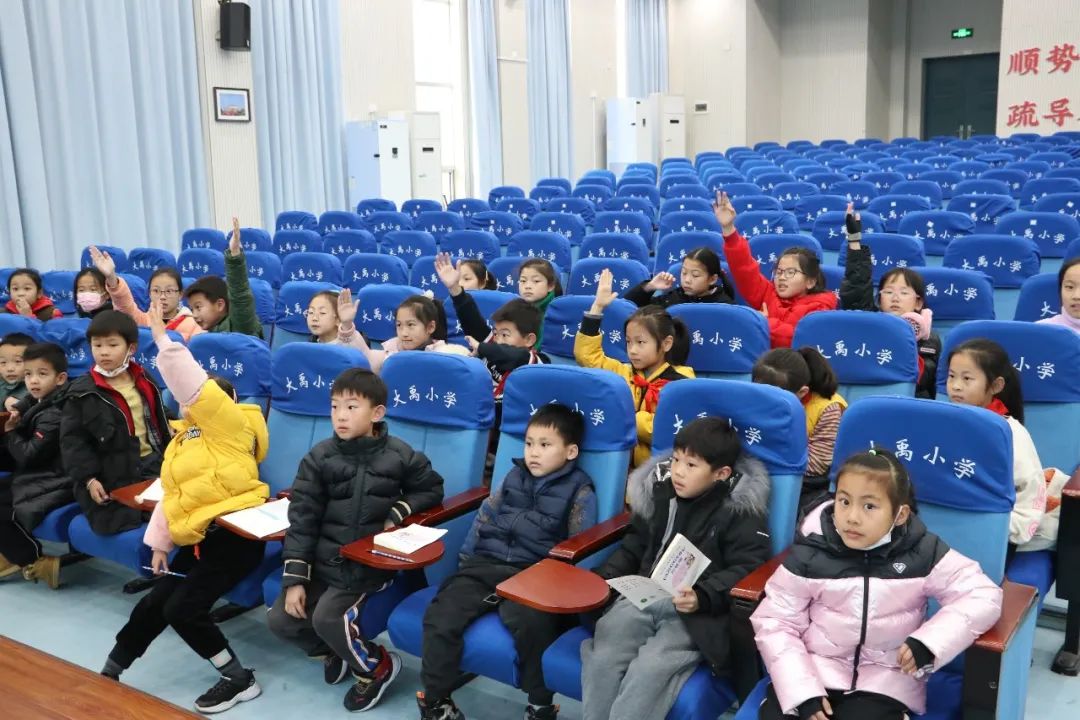 杭州市余杭区大禹小学每个站在台上的孩子都值得最热烈的掌声