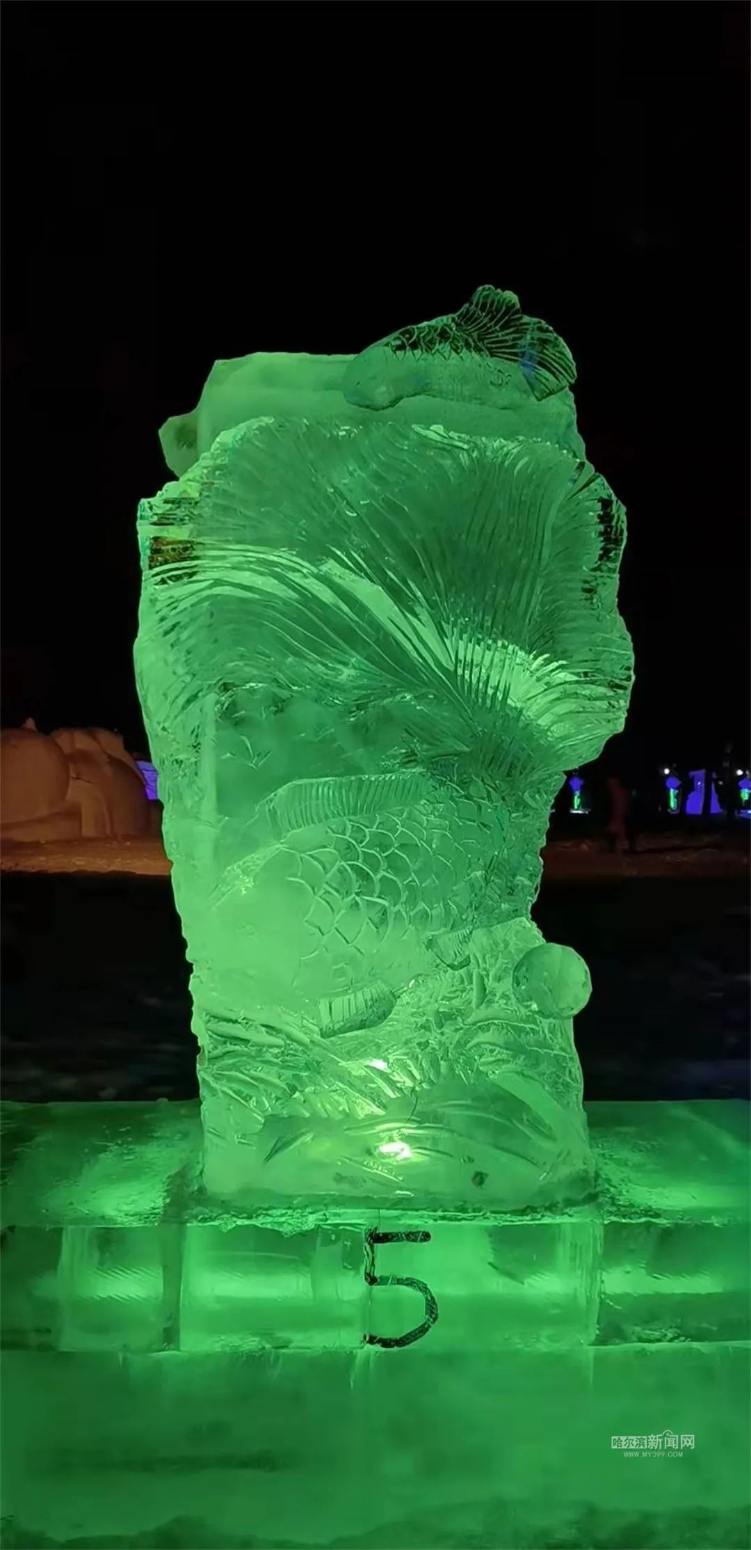 开铲哈尔滨国际青少年冰雕比赛20组作品竞秀
