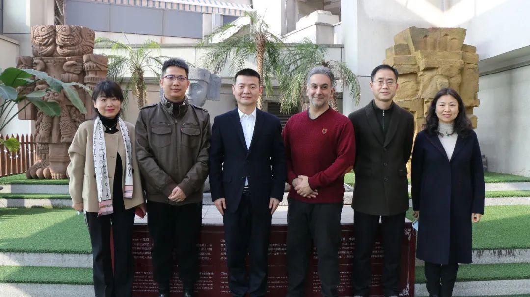 区委常委统战部部长牟剑赴凯旋街道调研统战工作
