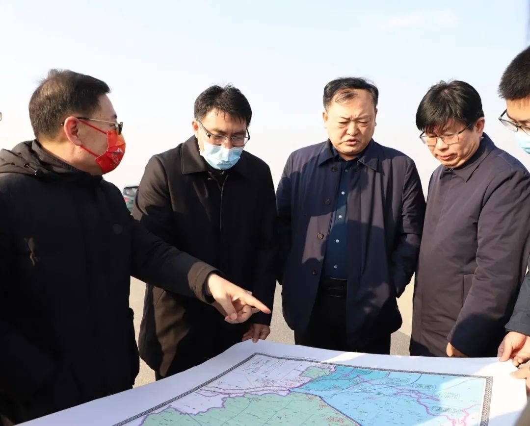 省政府副秘书长赵国彦省水利厅副厅长张宝全到我县调研水利建设工作